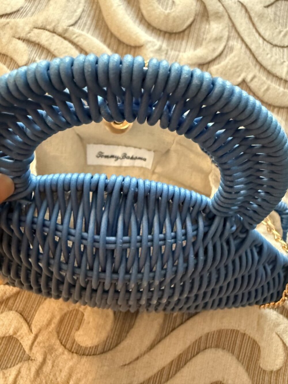 Tommy Bahama Blue Whale Wicker Crossbody Bag Novelty Beach Purse Gold Strap NEW - Picture 4 of 5